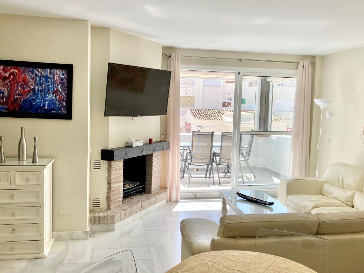 Apartamento En Puerto Marina Benalmadena Luaran gambar