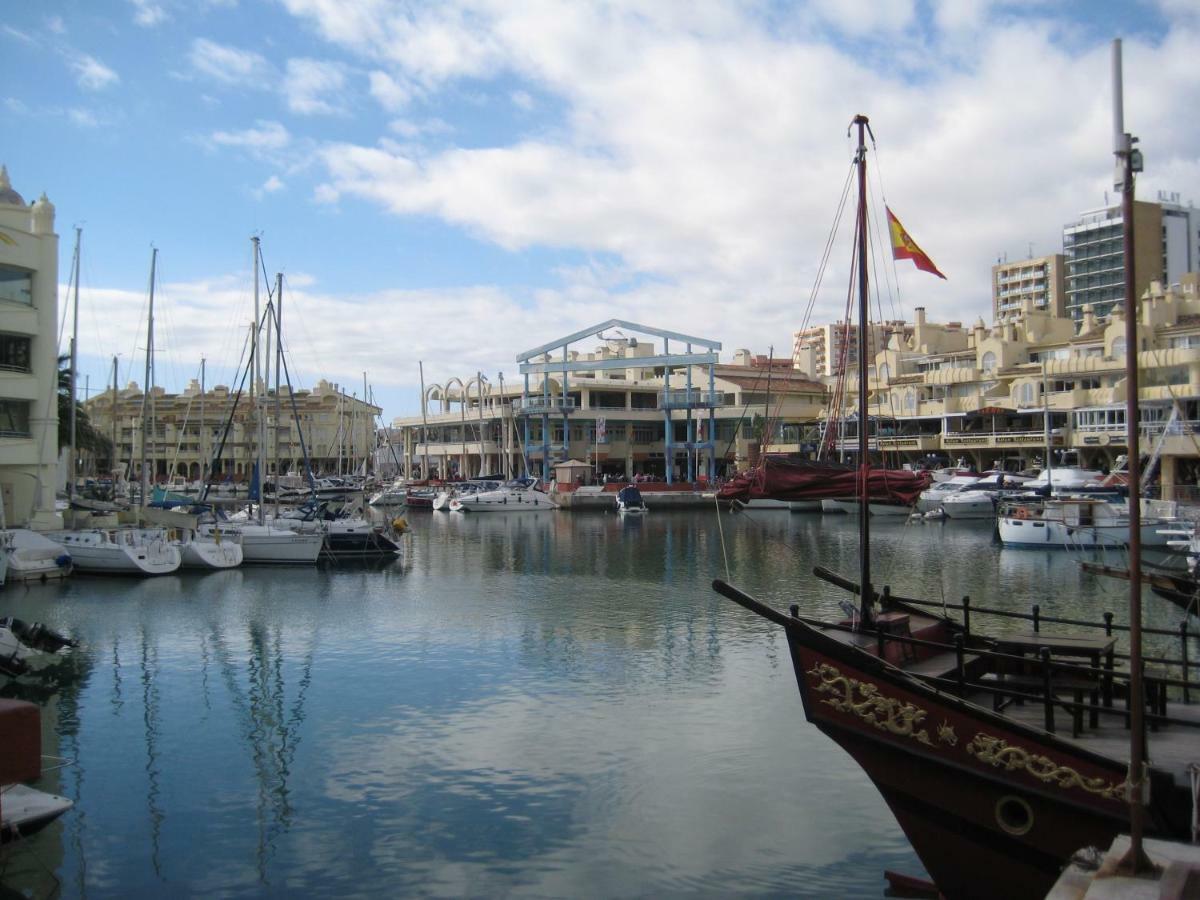 Apartamento En Puerto Marina Benalmadena Luaran gambar